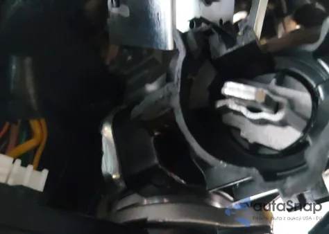 2011 Hyundai Elantra Gls (Ulsan Plant) z USA, uszkodzony, nr VIN KMHDH4AE4BU116420